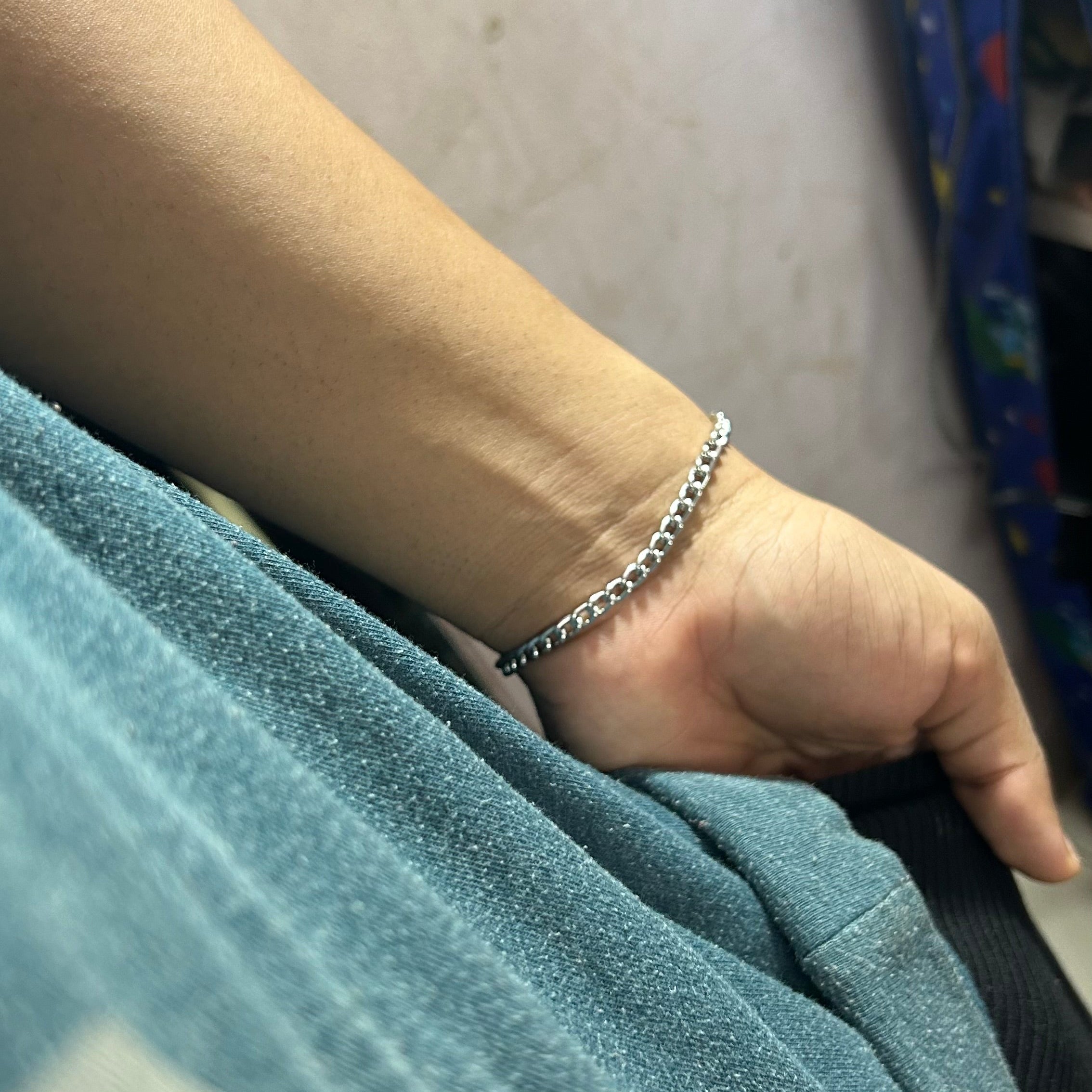 collar chain bracelet