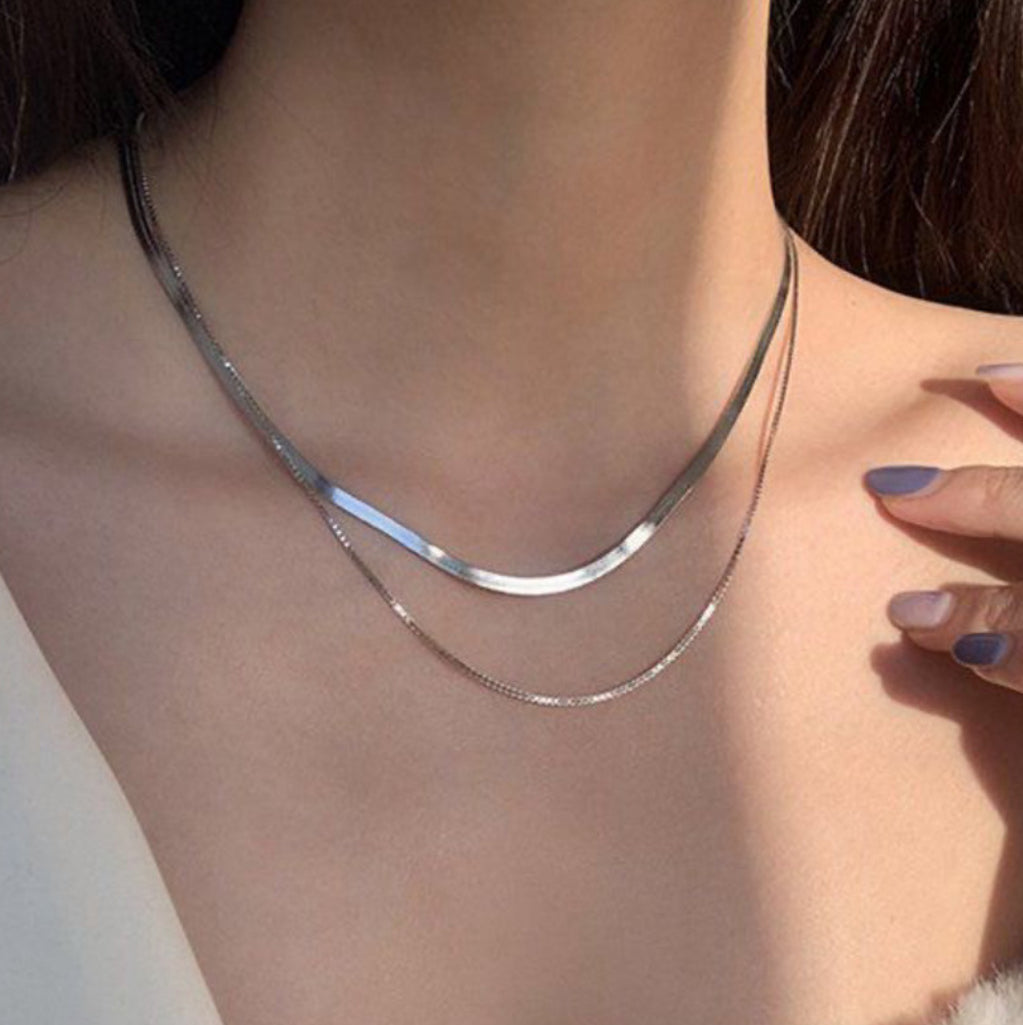 single snake chain silver pleated ( single layer ) ( price dropped )