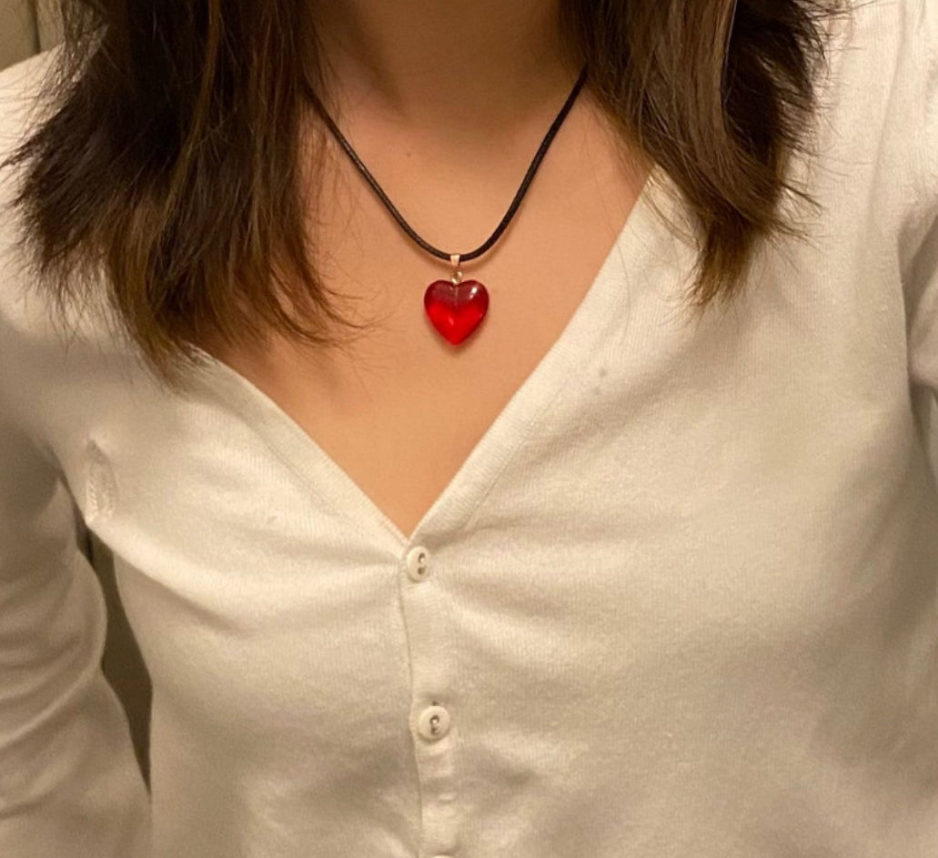 red heart cord necklace